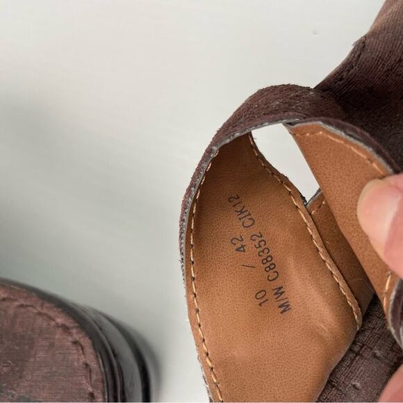 B.o.c clog mule brown shoes with buckle detail size 10 - Picture 6 of 7